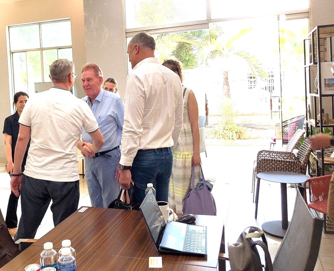 BUSINESS COLLABORATION